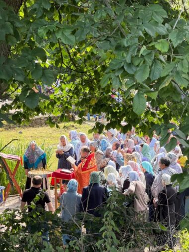 В храме-часовне с. Каложицы была совершена Литургия